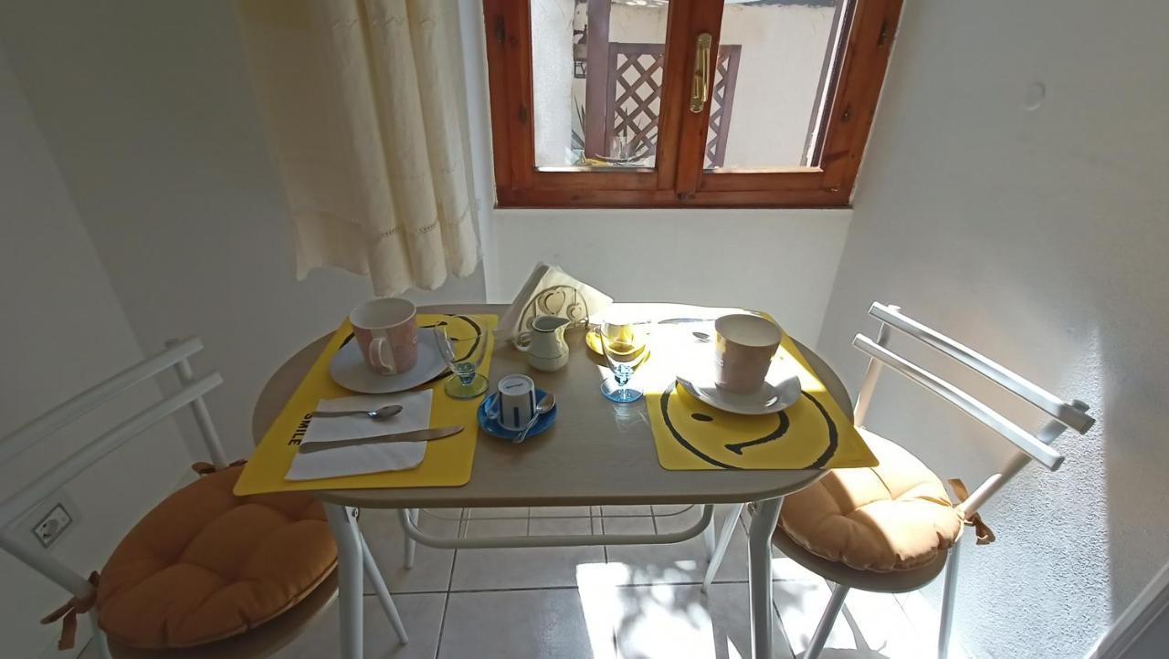 Couette-café Le Peonie Alghero